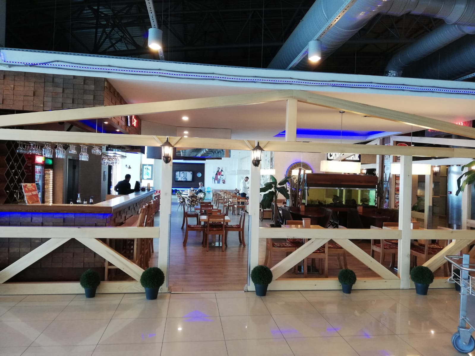 TRABZON HAVAALANI İÇ CAFE